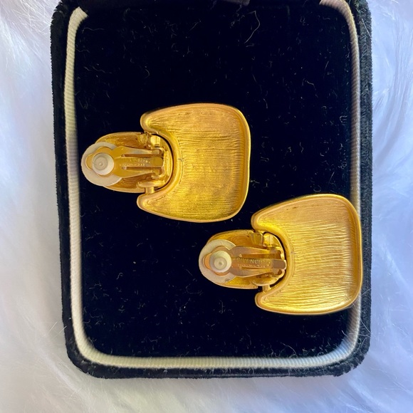 Vintage Givenchy Brushed Gold Door Knocker Clip-on Earrings - Picture 4 of 8
